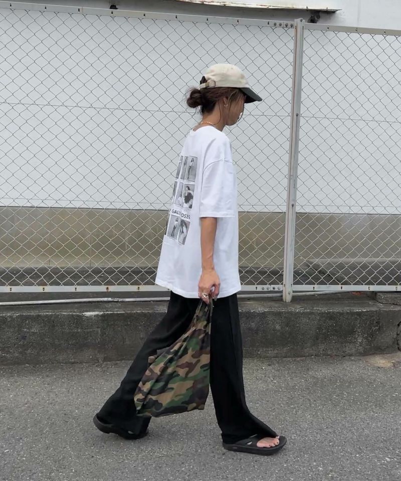 バックプリントグラフィックTシャツ | Back print graphic tee