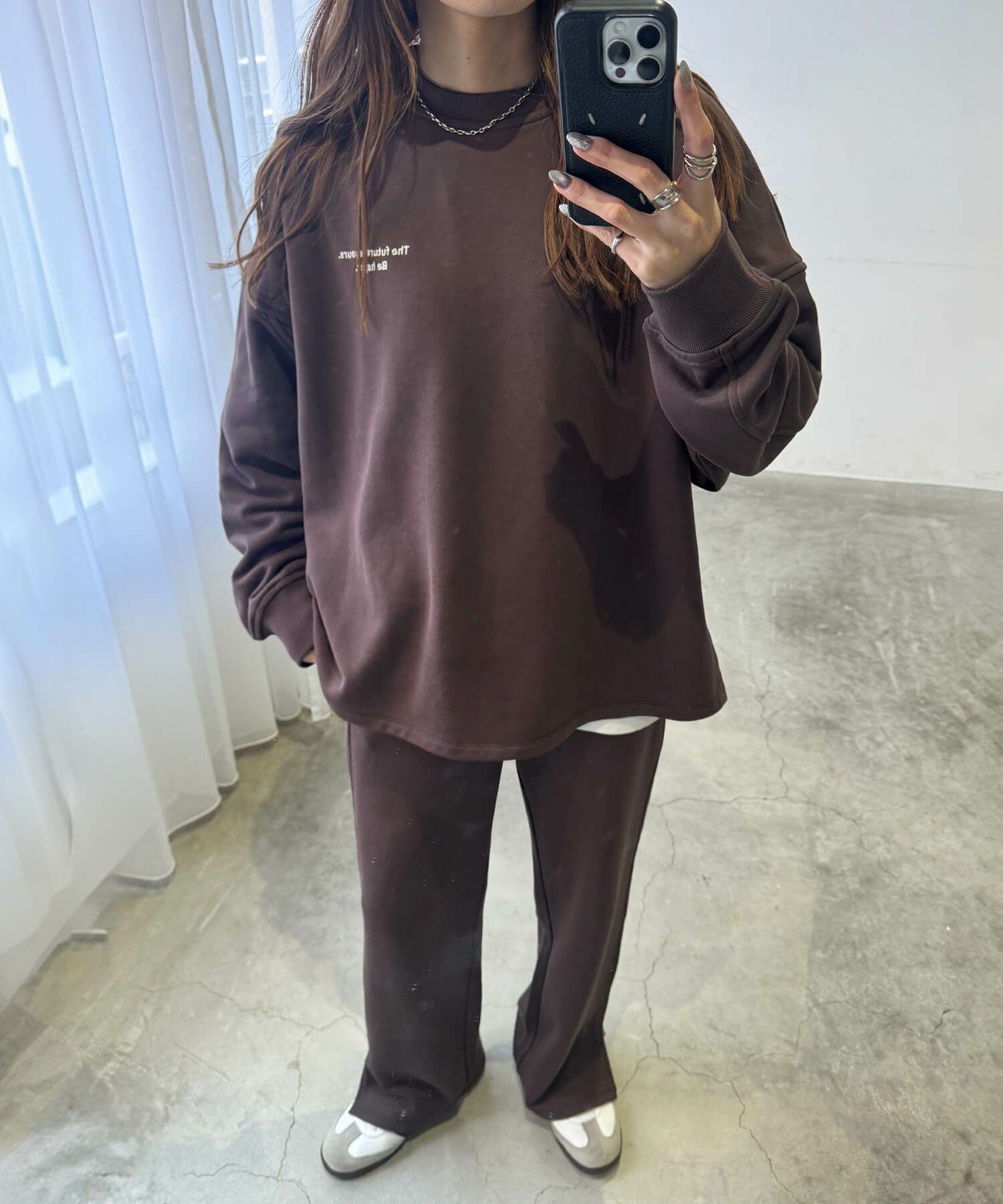 オリジナル刺繍ロゴスウェットパンツ | Embroidery logo slit pants
