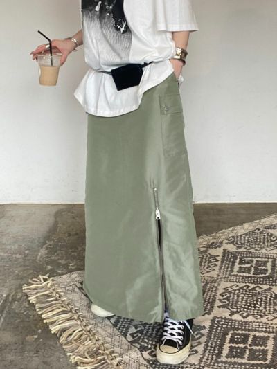 センタースリットデニムスカート | Center slit denim skirt(chiica 