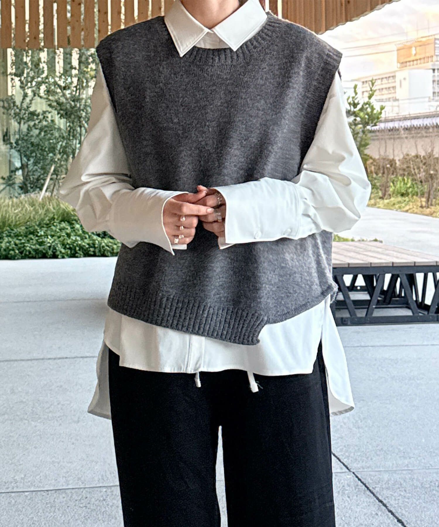 アシンメトリーデザインニットベスト | Asymmetry design knit vest